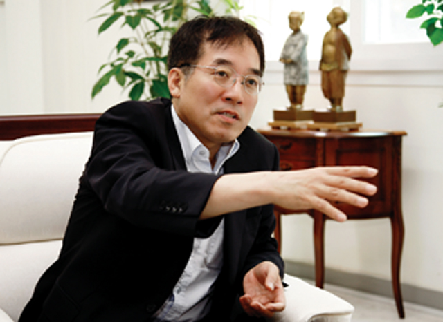 이동우 사무총장