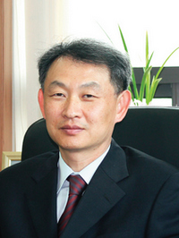 박대근