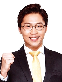 권재일(방송 앵커)