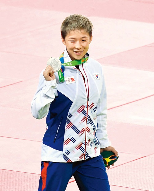 정보경