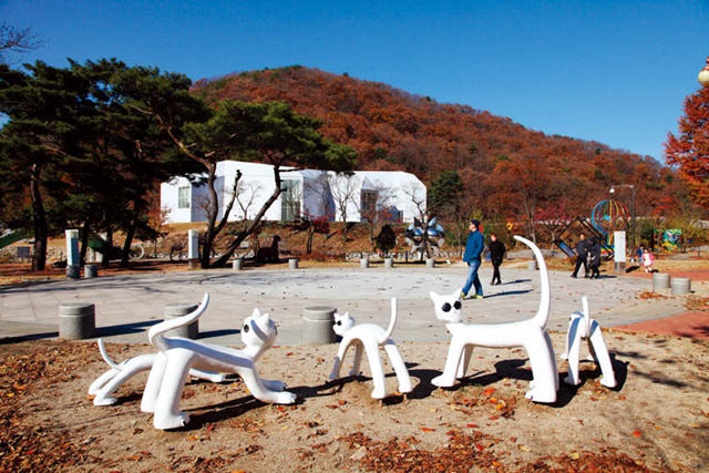 장욱진미술관