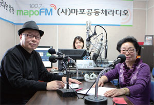 마포fm 실버아나운서 이현승, 장성자 씨