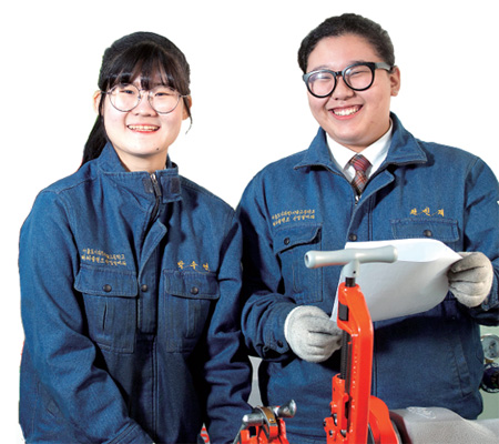 서울도시과학기술고등학교_여학생들