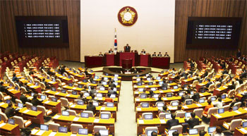 4촌 이내 친인척 보좌직원 임용 금지