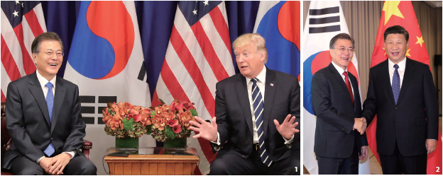 문재인 대통령이 지난 9월 21일 미국 뉴욕 롯데팰리스호텔에서 도널드 트럼프 미국 대통령과 한미 정상회담을 하고 있다. 문재인 대통령이 지난 9월 21일 미국 뉴욕 롯데팰리스호텔에서 도널드 트럼프 미국 대통령과 한미 정상회담을 하고 있다.