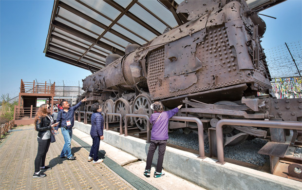 임진각 경의선 장단역 증기기관차