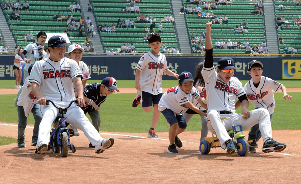 2017년 두산 베어스의 어린이날 이벤트 모습