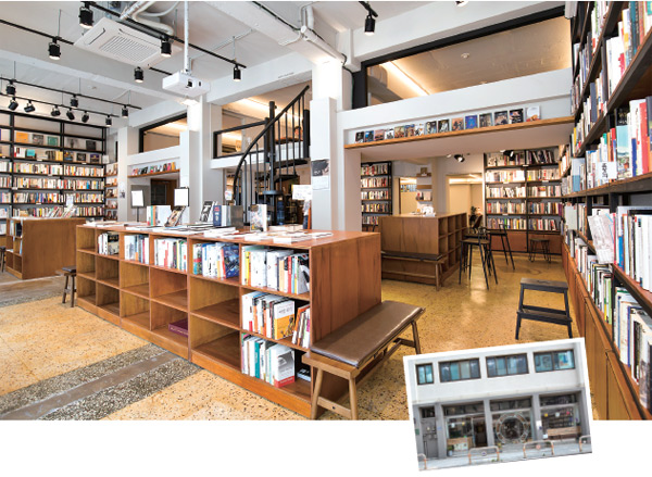서울 종로구 통의동에 위치한 독립서점 '영추문 옆 역사책방'