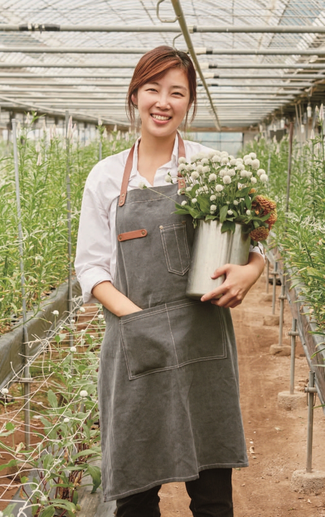 꽃농장과 고객을 연결하는 어니스트플라워를 만든 김다인 대표. 사진 어니스트플라워