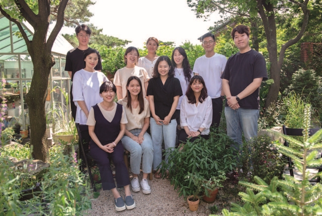 어니스트플라워 직원들. 김다인 대표는 이들이 최고의 자산이자 성장동력이라고 믿는다. 사진 어니스트플라워