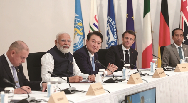 윤석열 대통령이 5월 20일 일본 히로시마에서 열린 주요 7개국(G7) 정상회의 확대세션에 참석하고 있다. 사진 대통령실