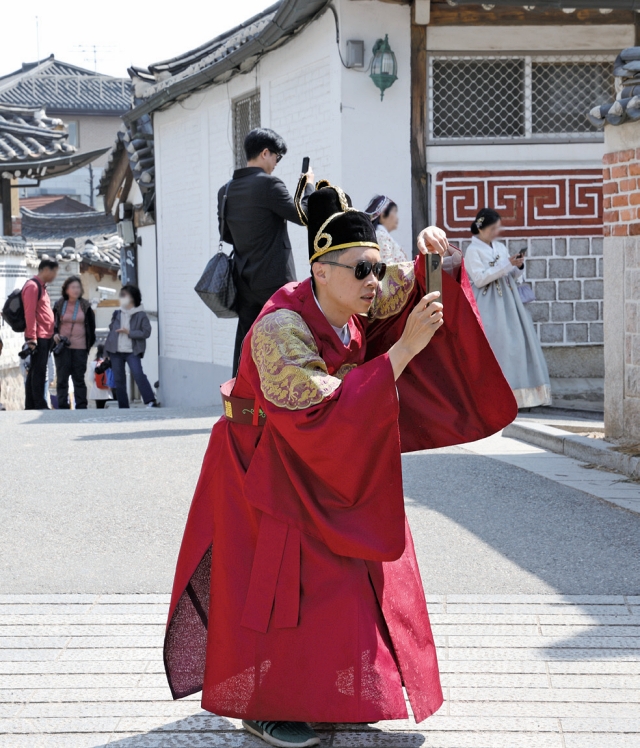 윤기관