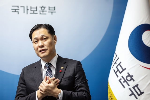 이희완 차관이 서울 용산구 서울지방보훈청에서 보훈의 의미에 대해 설명하고 있다. 사진 C영상미디어