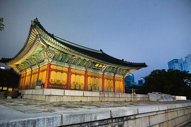 대한제국 궁궐의 중심 건물이었던 중화전. 사진 C영상미디어