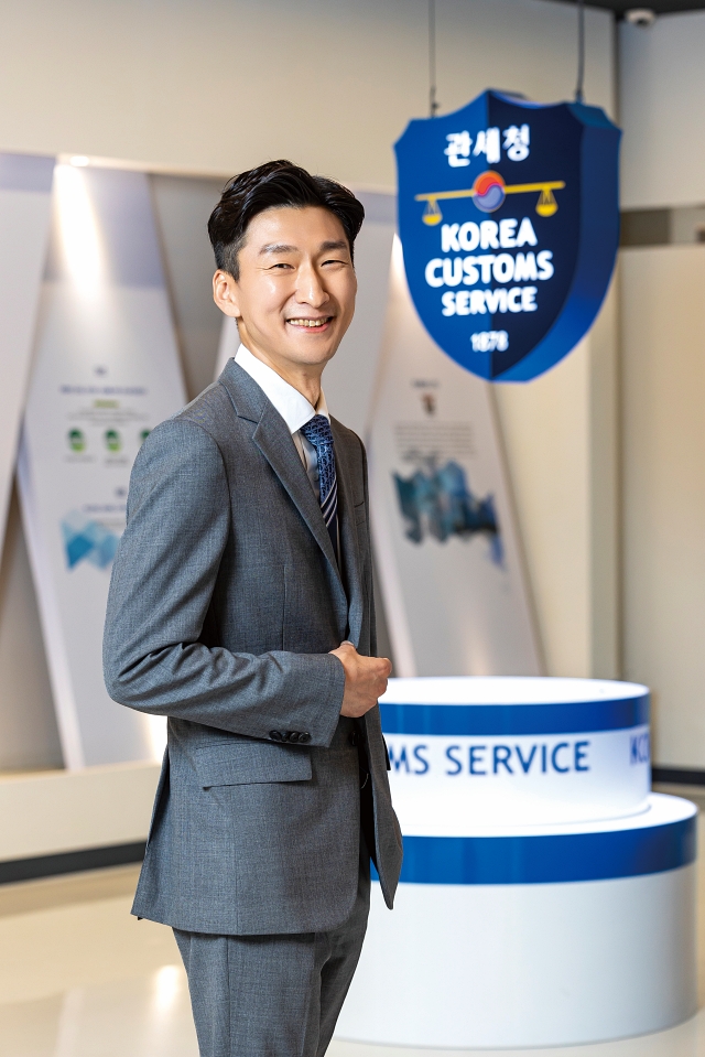 영세한 소상공인과 중소기업이 자유무역협정(FTA)을 적극 활용해 수출에 나설 수 있도록 무료로 맞춤형 상담을 지원하고 있는 허제우 공익관세사. 사진 C영상미디어