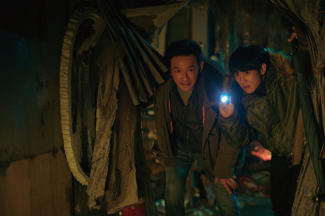 베테랑2 