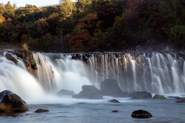 한국의 나이아가라&rsquo;로 불리는 직탕폭포는 한탕강의 절경 중 하나다. 사진 철원군청
