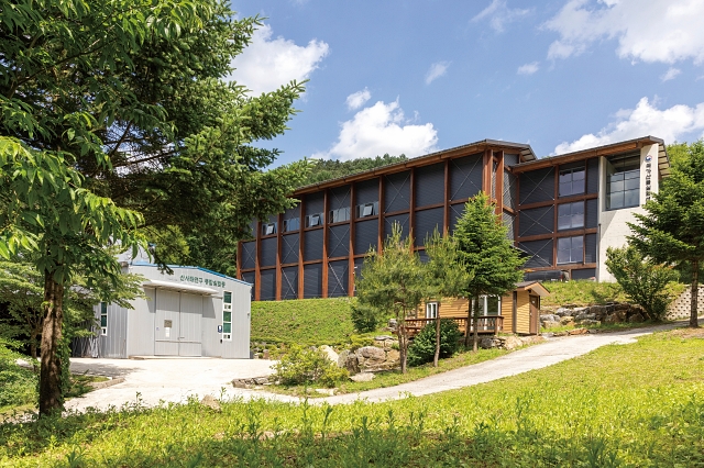 경기 포천시 산속에 위치한 국립산림과학원 국가산불실험센터 전경. 사진 C영상미디어