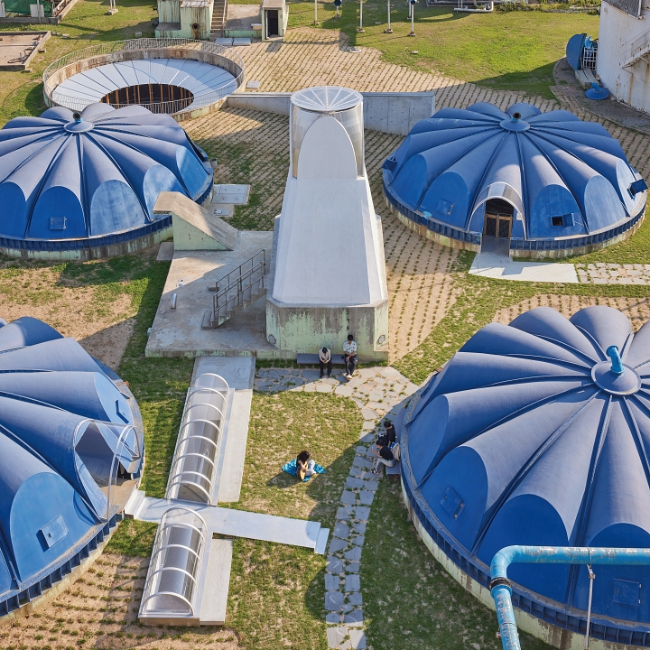 경기 시흥시 옛 시화공단의 하수처리장 내 유휴시설을 재생해 만든 복합문화공간 ‘있기에-앞서’. 사진 시흥시청·에이코랩건축사사무소·설승건설