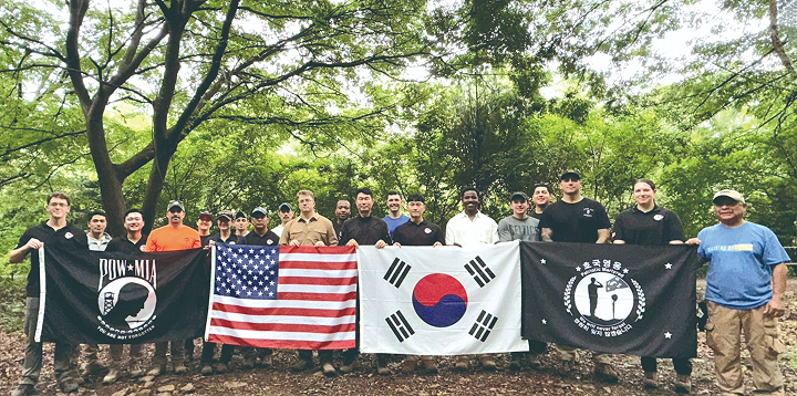 한미 양국은 5월 중순부터 약 한 달간 경북 문경시 마성면 신현리 300고지에서 6&bull; 25 전사자 공동발굴을 진행했다. 사진 국방부 유해발굴감식단