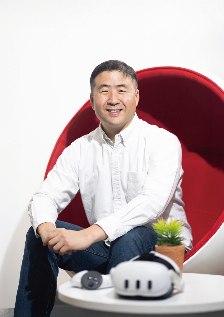 인공지능(AI) 기술로 치매 환자를 조기에 찾아내는 솔루션인 '알츠윈'을 개발한 세븐포인트원 이현준 대표. 사진 C영상미디어