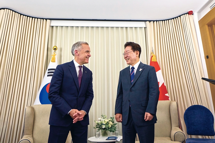 캐나다 마크 카니 총리와 이재명 대통령. 사진 청와대
