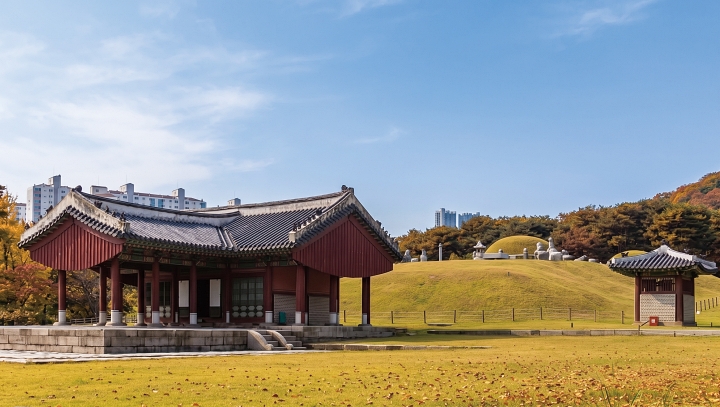 국가유산 5곳을 휴식처로 제공하는 &lsquo;쉼표 프로젝트&rsquo;가 추진된다. 사진은 서울 의릉. 사진 C영상미디어