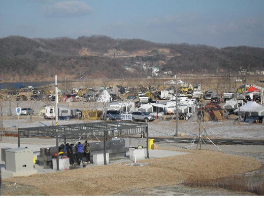 경기도 여주군 대신면 한강 이포보 캠핑장 전경(사진=국토해양부)　