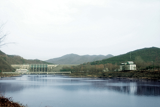 대충청(대전 및 충남북) 주민들의 젖줄이자 휴양지인 대청호 대청댐