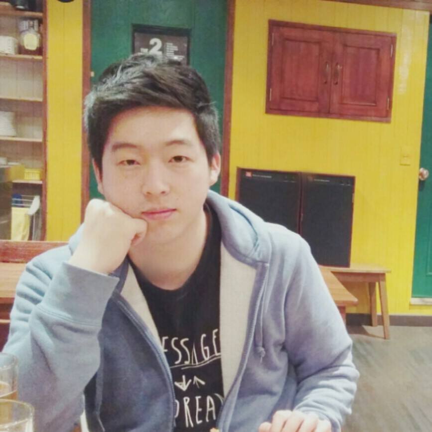 김시훤