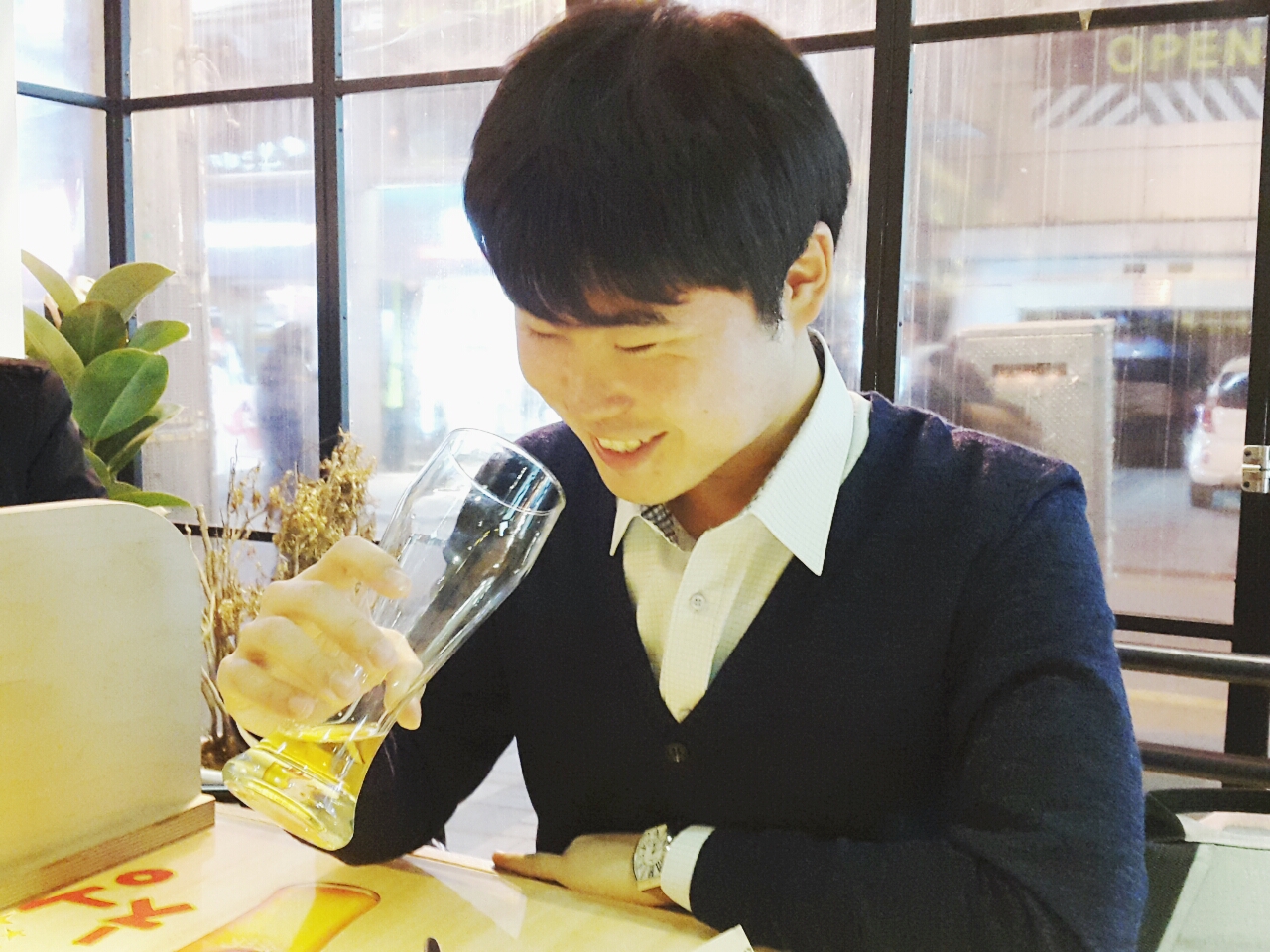 김윤섭