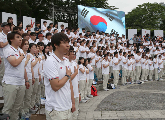 다음 달 3~14일 열리는 지구촌 대학생 스포츠 축제 광주하계유니버시아드에 참가하는 한국 선수단이 출정 채비를 끝냈다.