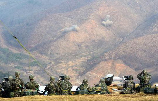 육군 포병학교는 강인한 장교를 육성하기 위해 실전훈련과 인성교육 등 4단계에 걸친 교육을 실시하고 있다. (사진=국방일보 제공)