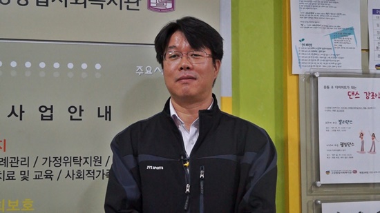 작은도서관 도란도란 최종복 관장