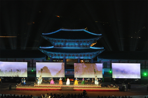 지난달 29일 궁중문화축전 개막제가 열렸다. 오는 8일까지 다양한 궁중문화체험이 가능하다.