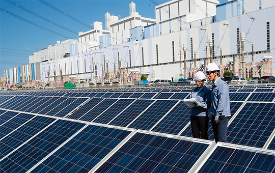 한국동서발전 당진화력발전소에 조성한 태양광 설비.(사진=동아DB)