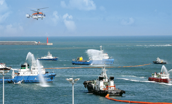 해양오염 대응 합동 훈련.