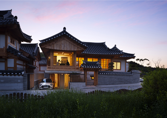외부에서 바라본 정자를 형태를 가진 ‘낙락헌’ 모습. 낙락헌은 2017 한국건축문화대상 준공건축물 부문에서 ‘우수상’을 받았다.(제공=박영채 작가)