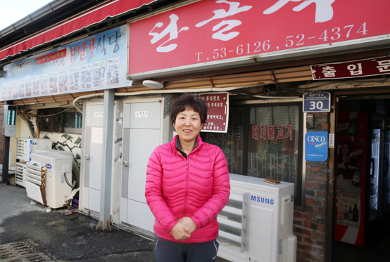 인터뷰를 마치면서 김정애 대표는 노동자와 사업주가 함께 상생할 수 있는 최저임금 보장 정책이 되었으면 하는 바람을 전했다.