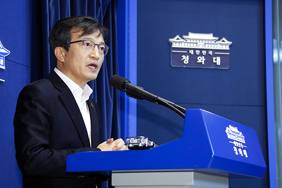 û¿Í´ë ±èÀǰ⠴뺯ÀÎÀÌ 28ÀÏ ¿ÀÈÄ ÃáÃß°ü¿¡¼ ºÏ¹ÌÁ¤»óȸ´ã °ü·Ã, ºê¸®ÇÎÇϰí ÀÖ´Ù. (»çÁø=ÀúÀÛ±ÇÀÚ(c) ¿¬ÇÕ´º½º, ¹«´Ü ÀüÀç-Àç¹èÆ÷ ±ÝÁö)