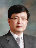 권율 대외경제정책연구원 선임연구위원