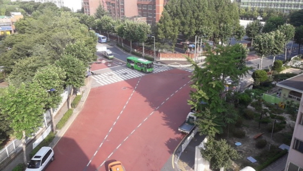 회전교차로 설치 전 갑천중학교 삼거리 모습(출처=대전시)