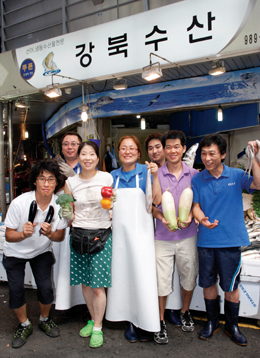 수유시장 상인들은 전국적으로 확대시행한 전통시장 소액대출 제도를 크게 반기고 있다.