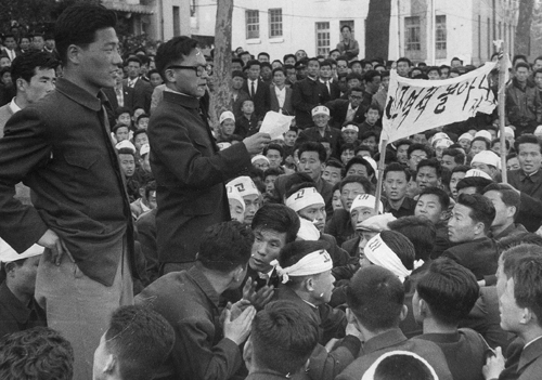 1960년 경남 마산에서 시작돼 서울을 비롯한 각지에서 시위가 벌어진 4?19 혁명.