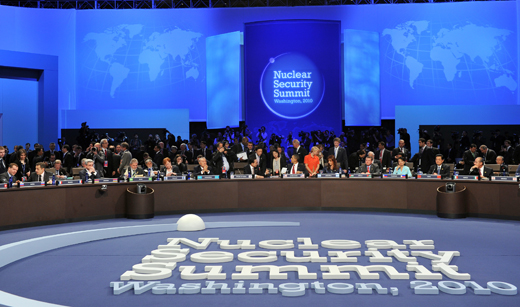 제1차 핵안보정상회의가 2010년 4월 13일 이명박 대통령을 비롯한 47개국 정상과 3개 국제기구 대표들이 참석한 가운데 미국 워싱턴 컨벤션센터에서 열리고 있다.(사진=저작권자 (c) 연합뉴스. 무단전재-재배포금지) 