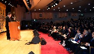 이낙연 국무총리가 12월 8일 세종로 정부서울청사 별관에서 열린 세계인권선언 69주년 기념식에 참석해 연설하고 있다.