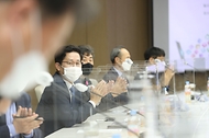 조경식 과학기술정보통신부 제2차관이 6일 오후 서울 중구 대한상공회의소에서 열린 ‘국내 모바일 앱 생태계 활성화를 위한 간담회’ 를 주재하고 있다.