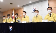 이억원 기획재정부 차관이 28일 서울 광화문 정부서울청사에서 열린 ‘제36차 비상경제 중대본 회의’ 정례브리핑에서 주요내용을 발표하고 있다.