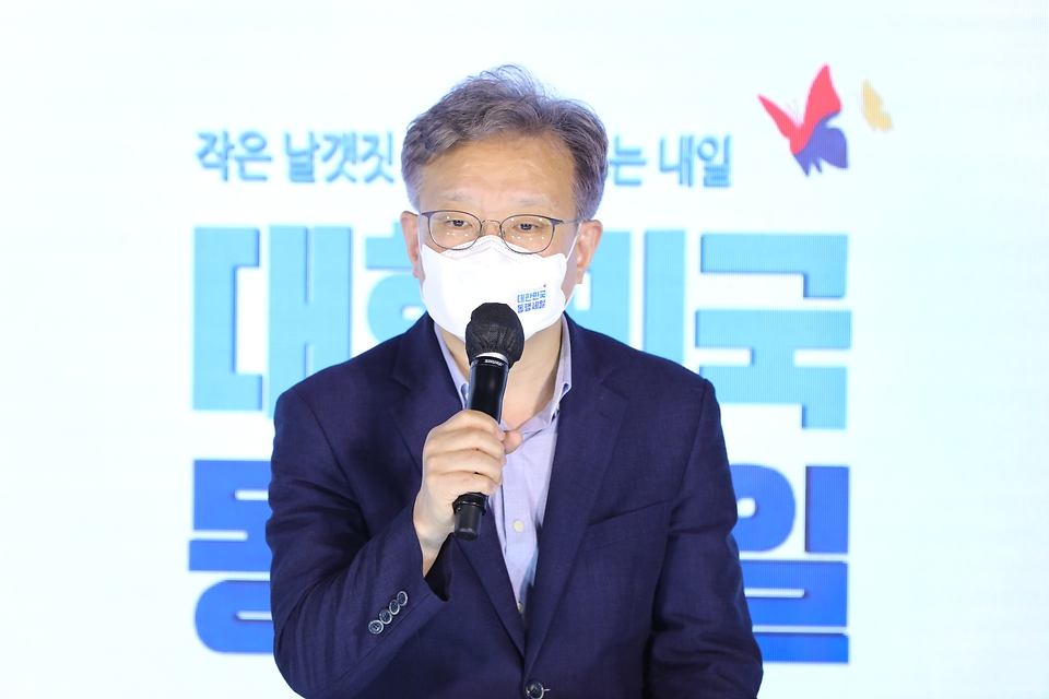 권칠승 중소벤처기업부 장관이 11일 서울 양천구 행복한백화점에서 열린 ‘2021 대한민국 동행세일’ 폐막식에서 발언하고 있다.