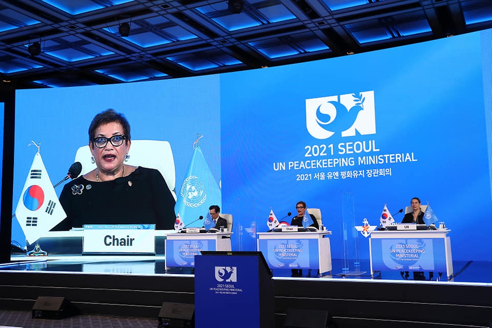 유엔 평화유지활동(PKO)에 대한 국제사회의 기여 의지를 모으는 유엔 평화유지 장관회의가 한국 정부 주최로 개최되고 있다.